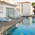 King Jason - Designed For Adults By Louis Hotel 4*