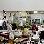 Hotel King Jason - Designed For Adults By Louis 4*