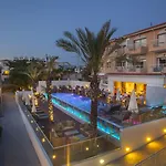 King Jason - Designed For Adults By Louis Hotel 4*
