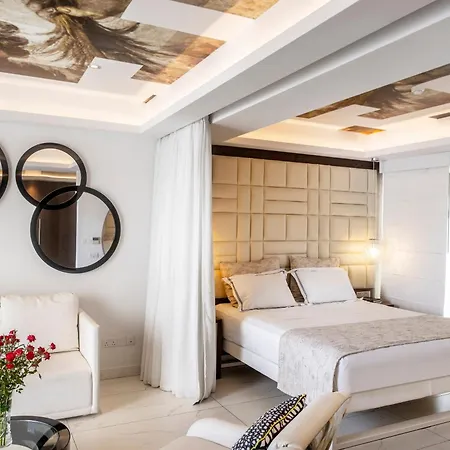 King Jason - Designed For Adults By Louis Hotel 4*