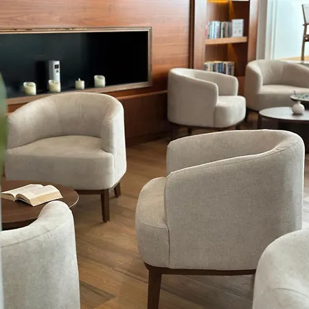 Hotel King Jason - Designed For Adults By Louis 4*