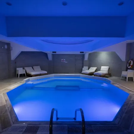 King Jason - Designed For Adults By Louis Hotel Paphos
