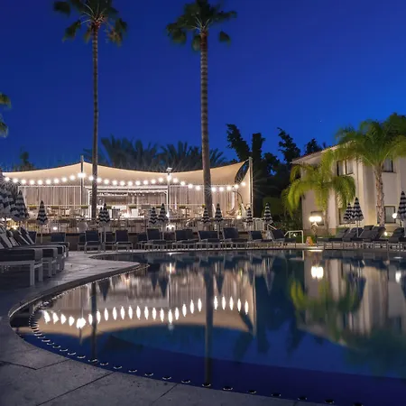 King Jason - Designed For Adults By Louis Hotel