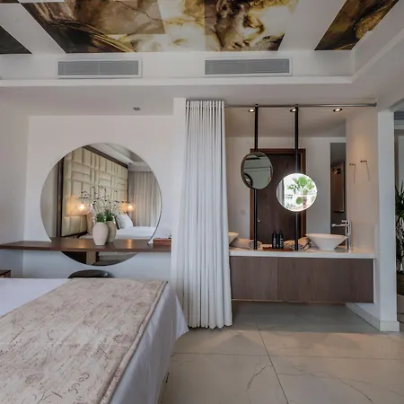 Hotel King Jason - Designed For Adults By Louis