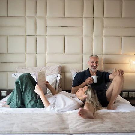 Hotel King Jason - Designed For Adults By Louis 4*