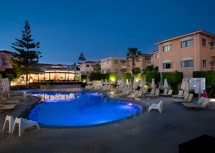 King Jason - Designed For Adults By Louis Hotel