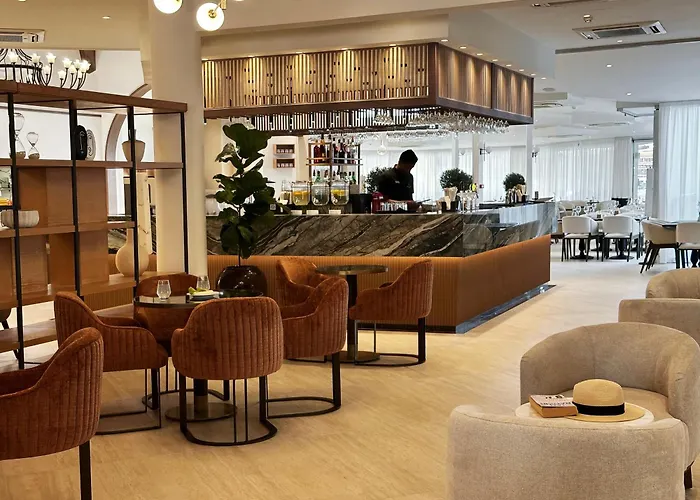 Hotel King Jason - Designed For Adults By Louis