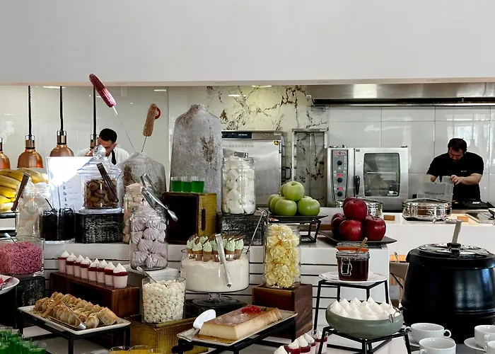 Hotel King Jason - Designed For Adults By Louis 4*