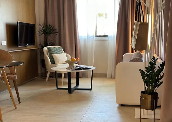 Hotel King Jason - Designed For Adults By Louis Paphos