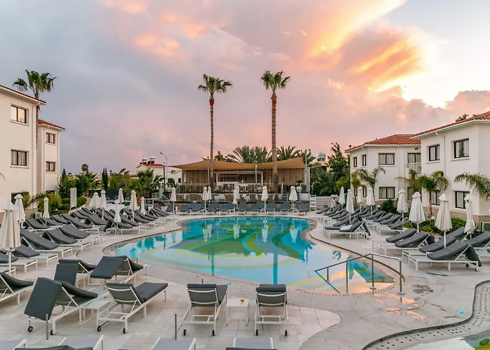 Hotel King Jason - Designed For Adults By Louis Paphos