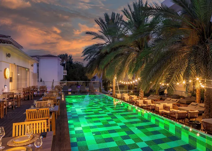 King Jason - Designed For Adults By Louis 4* Paphos