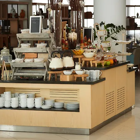 King Jason - Designed For Adults By Louis Hotel Paphos