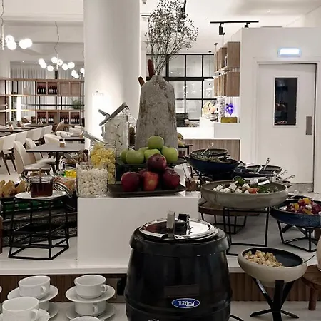 Hotel King Jason - Designed For Adults By Louis Paphos