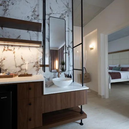Hotel King Jason - Designed For Adults By Louis 4*