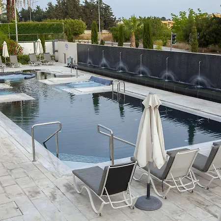 King Jason - Designed For Adults By Louis Hotel