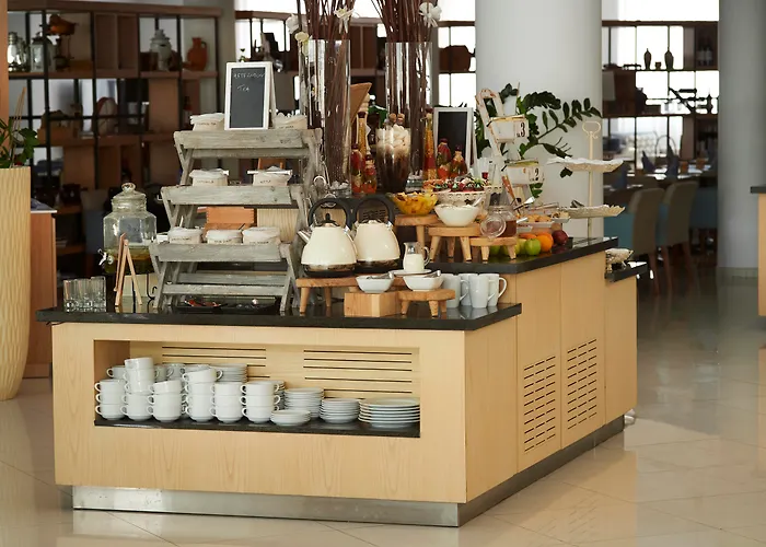 King Jason - Designed For Adults By Louis Hotel Paphos