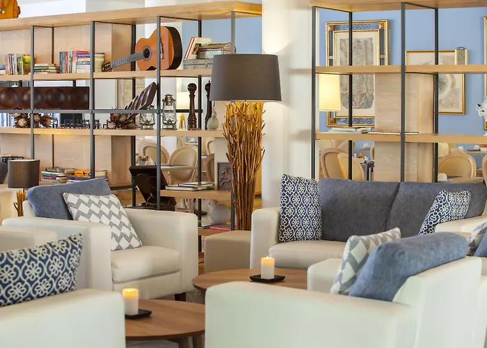 King Jason - Designed For Adults By Louis Hotel